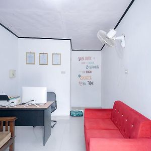 Urbanview Hotel Pondok Indah Pringsewu